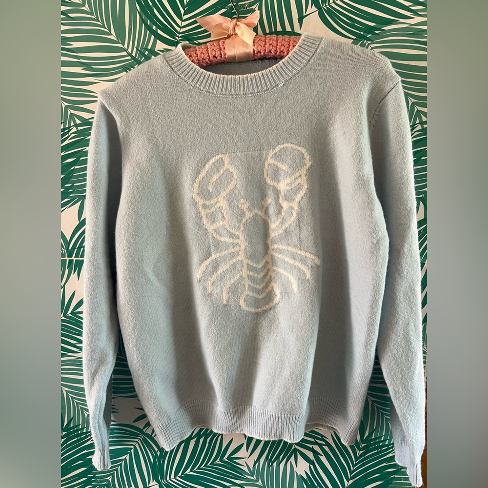 Women’s white Lobster graphic crew neck sweater baby blue sz L